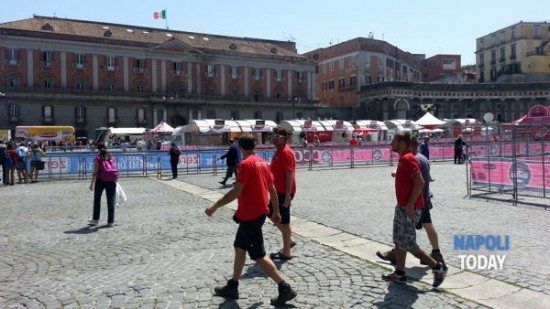 Piazza Plebiscito in rosa (1)