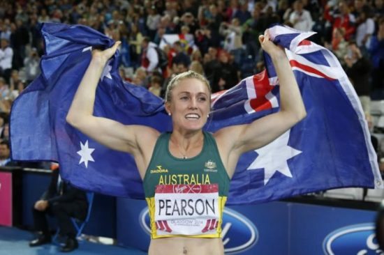 FILE PHOTO: Sally Pearson of Australia celebrates after winning the gold medal in the women's 100m hurdles at the 2014 Commonwealth Games in Glasgow, Scotland, August 1, 2014. REUTERS/Suzanne Plunkett