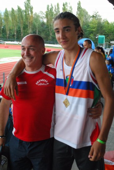 Atletica Brentella_Lorenzo Pezzolato Campione NAzionale CSI con l'allenatore Nicola Severini