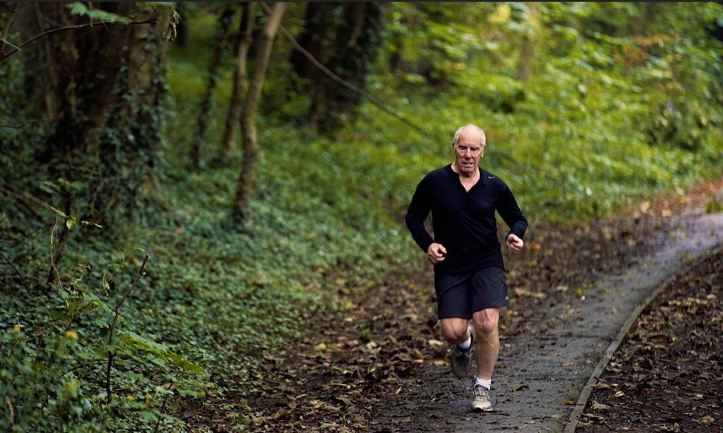 Runner a 75 anni corre 75 maratone in 75 giorni