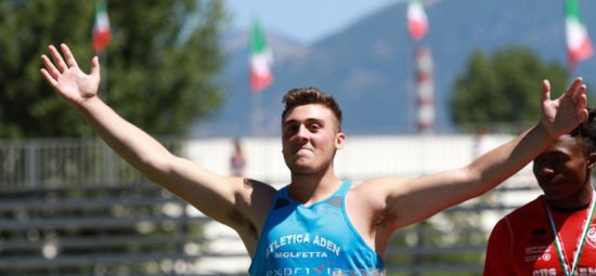 Carmelo Musci scatenato nel peso, record italiano U18