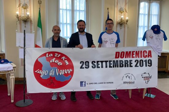 Foto conferenza stampa_La 21 km del Lago di Varese 2019