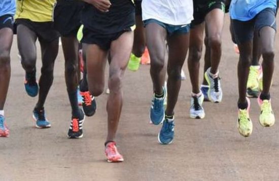 Athletes battle it out during the Eldoret City Marathon men’s cartegory on April 22, 2018. Elkana Kibet Yego won the race clocking 2:12:44, Philip Cheruiyot Kangogo came second timed at 2:12:49 while Brian Kipsang finished third clocking 2:12:50. JARED NYATAYA (Eldoret).