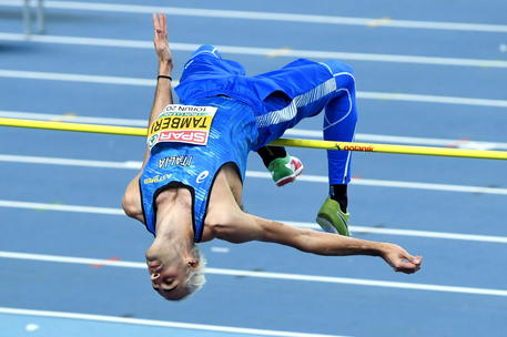 epa09052068 Gianmarco Tamberi of Italy competes in the men's High Jump qualification at the 36th European Athletics Indoor Championships in Torun, Poland, 04 March 2021. EPA/Adam Warzawa POLAND OUT