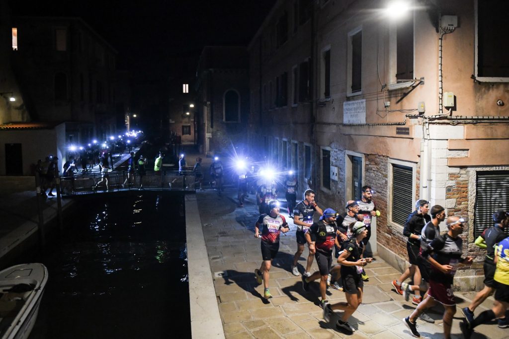 Venezia si illumina con il 6^ CMP Venice Night Trail