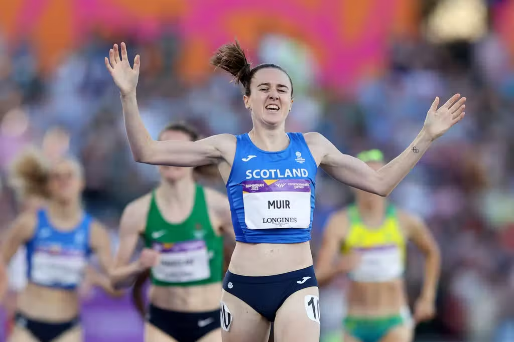 Giochi del Commonwealth: Laura Muir termina l'attesa e vince l'oro nei 1500 metri, squalificate le britanniche vincitrici della 4x400