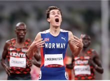 TOKYO, JAPAN - AUGUST 07: Jakob Ingebrigtsen of Team Norway reacts after winning the gold medal in the Men's 1500m Final on day fifteen of the Tokyo 2020 Olympic Games at Olympic Stadium on August 07, 2021 in Tokyo, Japan. (Photo by Patrick Smith/Getty Images)