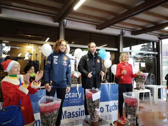 LA PREMIAZIONE FEMMINILE (AL CENTRO) LA VINCITTRICE CRISTINA MARIANI)