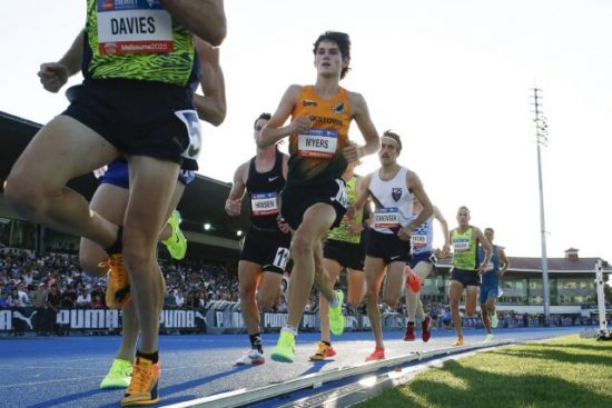 cameron-myers-of-australia-competes-in-the-mens-1-mile-run-news-photo-1677257908-640x427